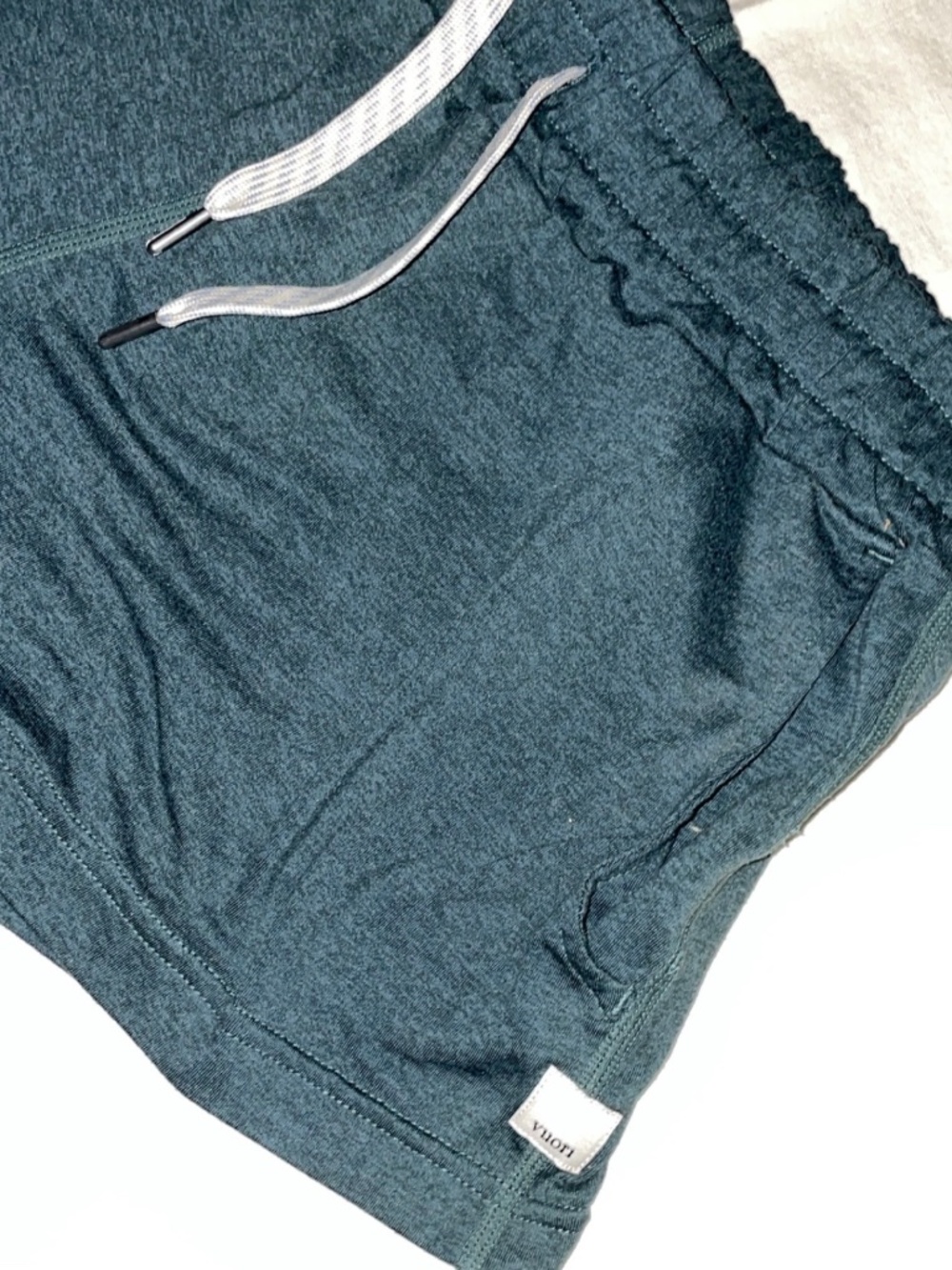 Vuori Women’s Performance Lounge Shorts Teal Green Size XS - Picture 2 of 6